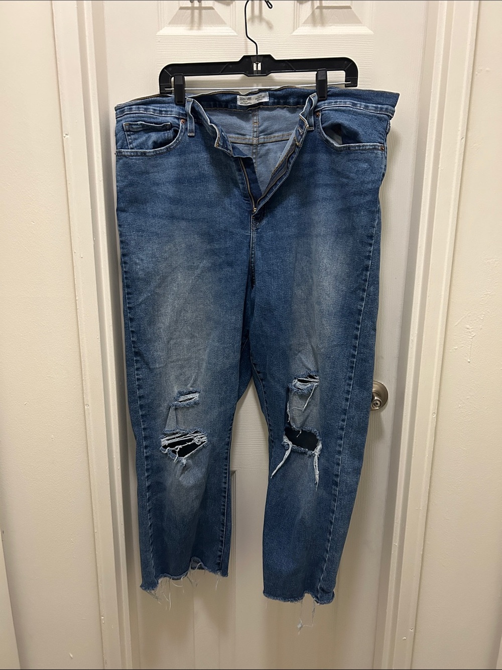 Signature by Levi Strauss Distressed Medium Blue Straight Leg Jeans